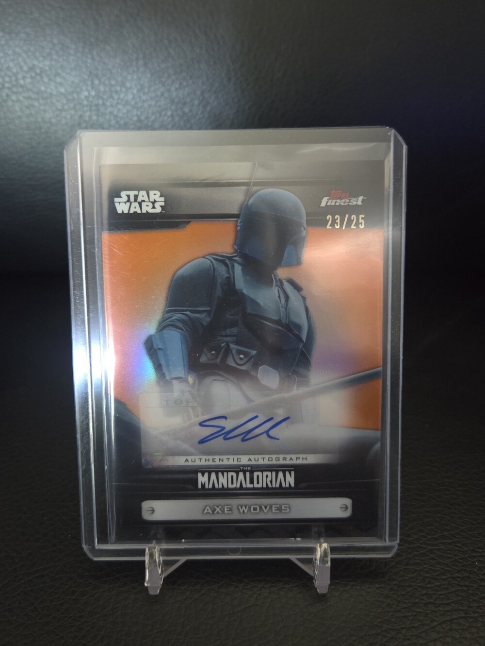 2022 Topps Finest Star Wars The Mandalorian Axe Woves Autograph card #23/25